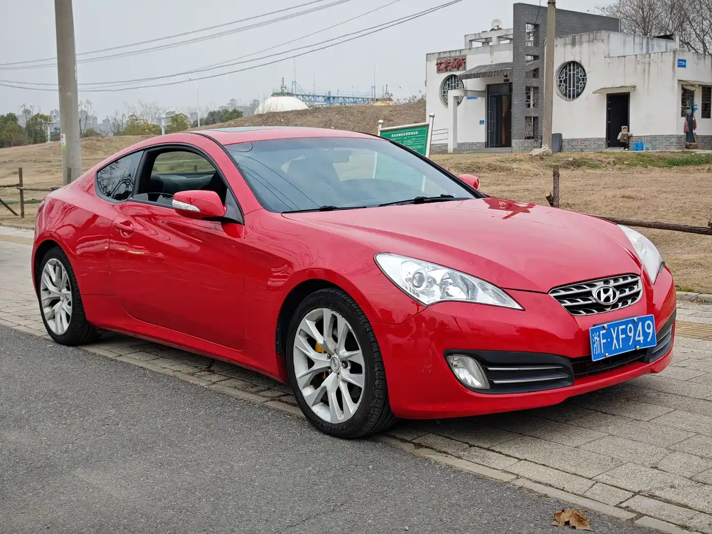 Hyundai Genesis Coupe 2009 Model 2.0T Automatic Luxury Edition фото 3