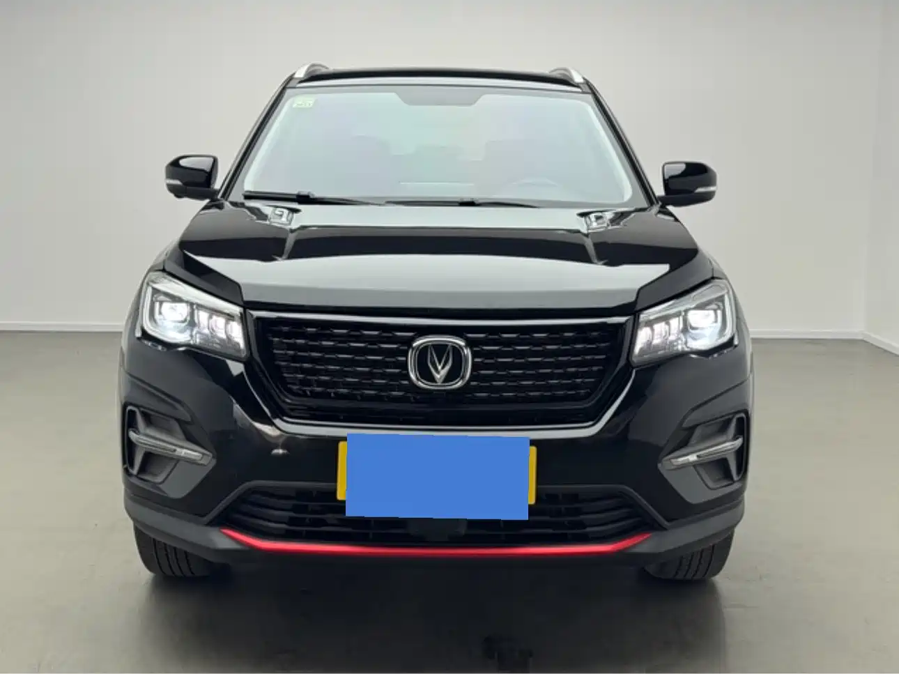 Фото 2 - Changan CS75