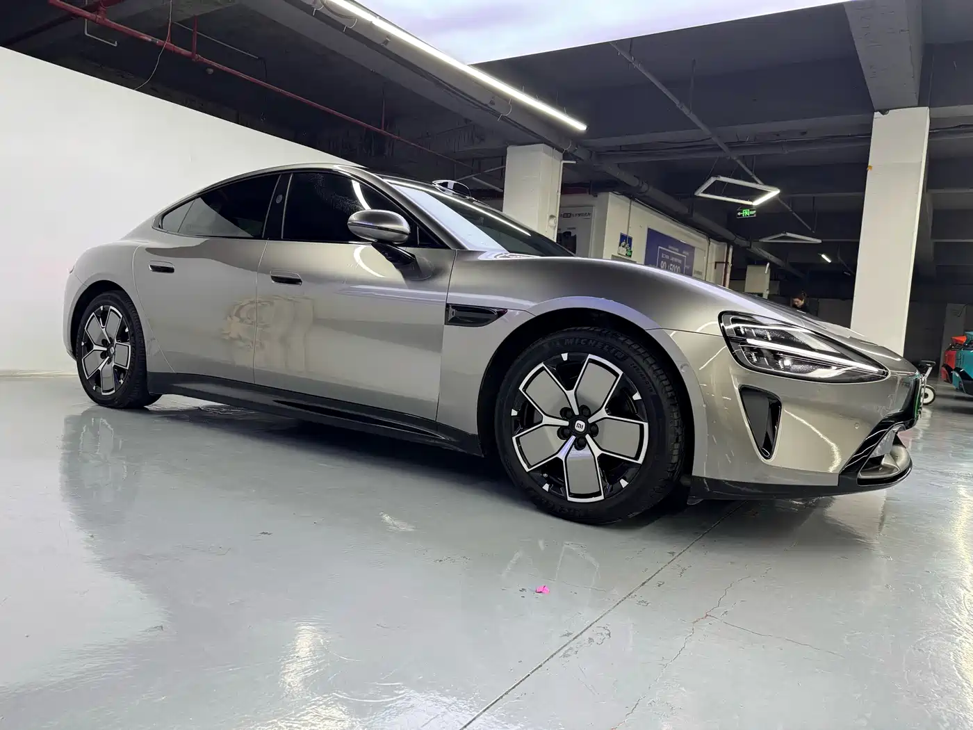 XIAOMI CAR XIAOMI SU7