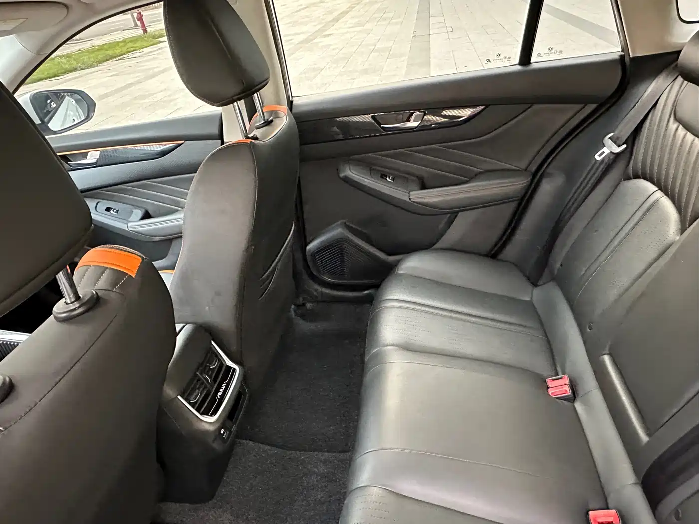Dongfeng Aeolus Yixuan MAX 2023 2023 1.5T Ultra Cool Dad Edition