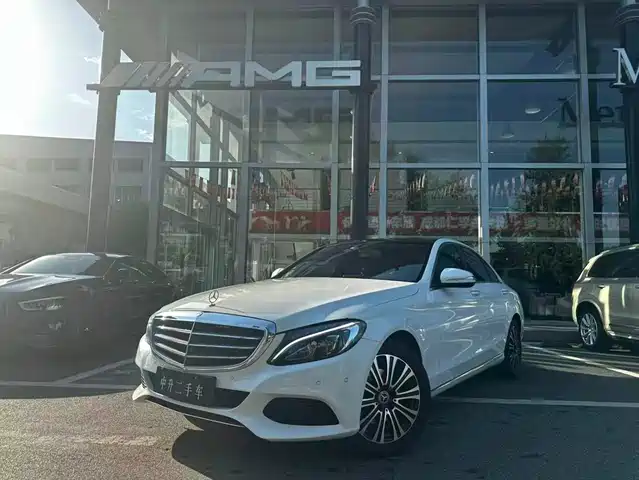 Mercedes-Benz C-Class 2018 C 200 L — фото 1