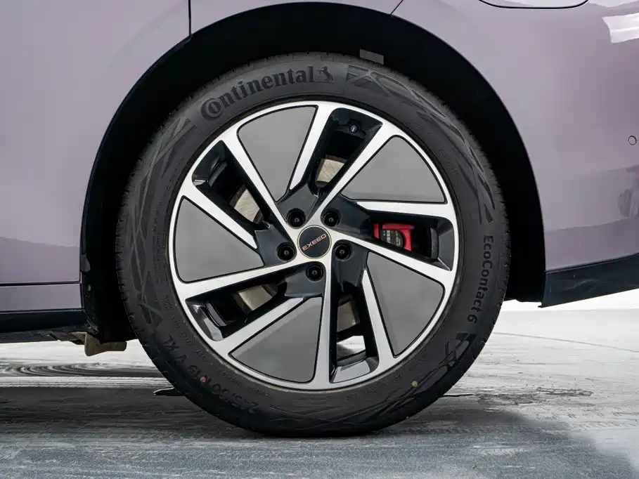 Exeed Exlantix ES 2025 2025 Range Extender Max Urban Assist