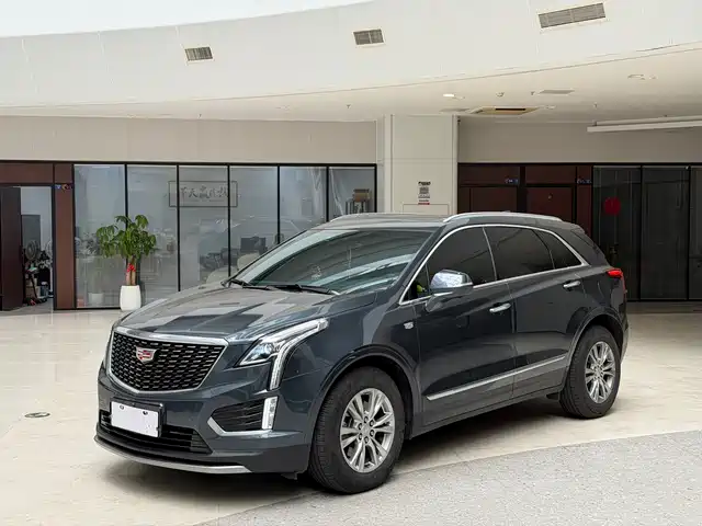 CADILLAC XT5