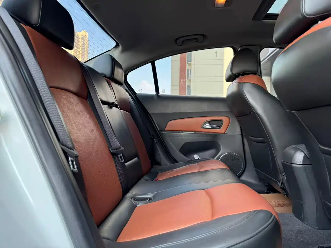 Chevrolet Cruze 2013 Model 1.8L SE AT фото 22