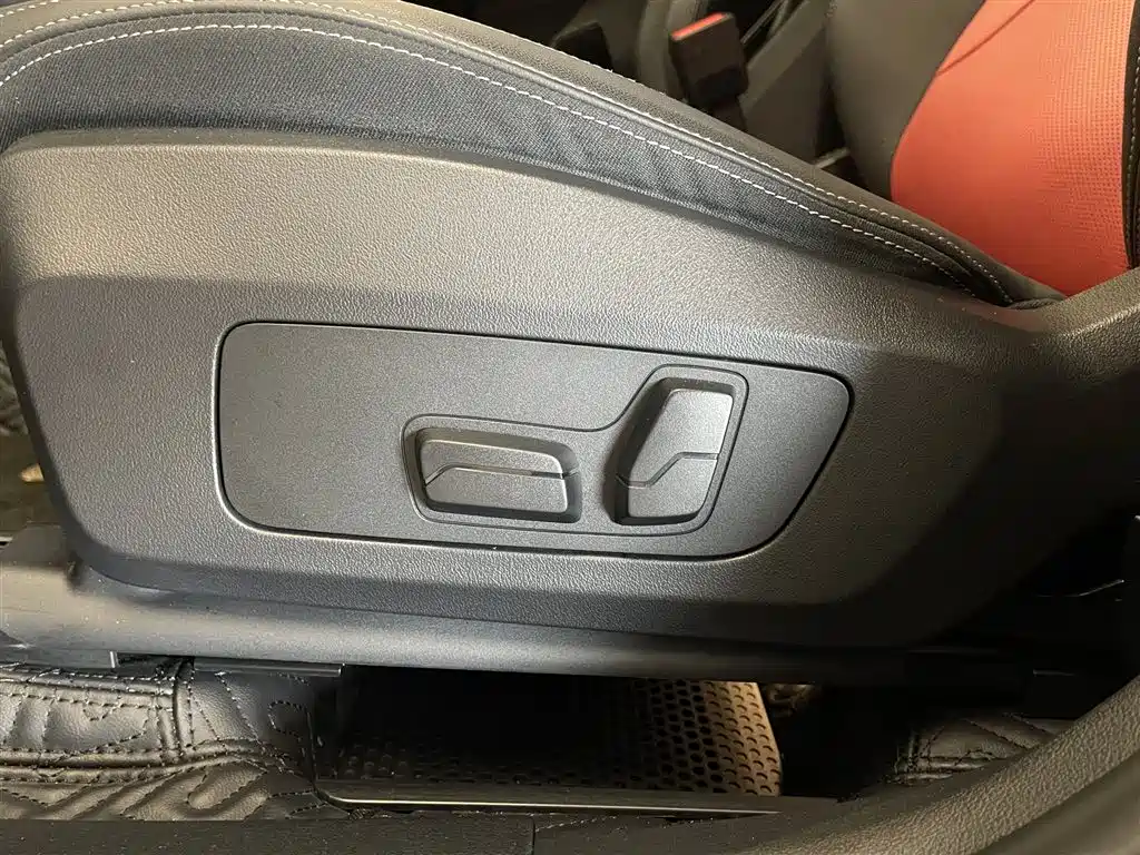 BMW X1 2023 sDrive25Li M Sport Package фото 26