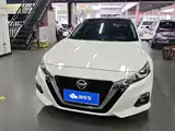 Фото 2 - Nissan Teana
