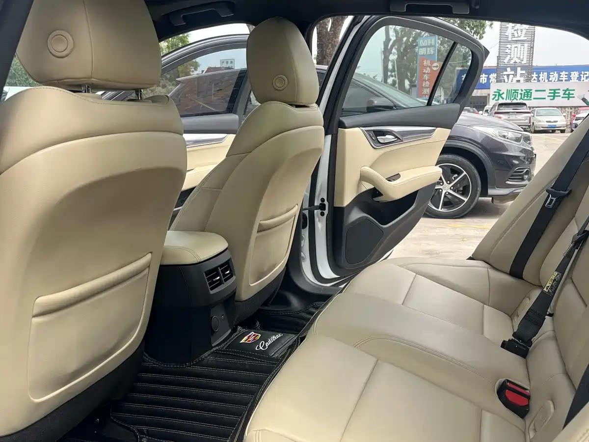 Photo 14 - Cadillac CT5