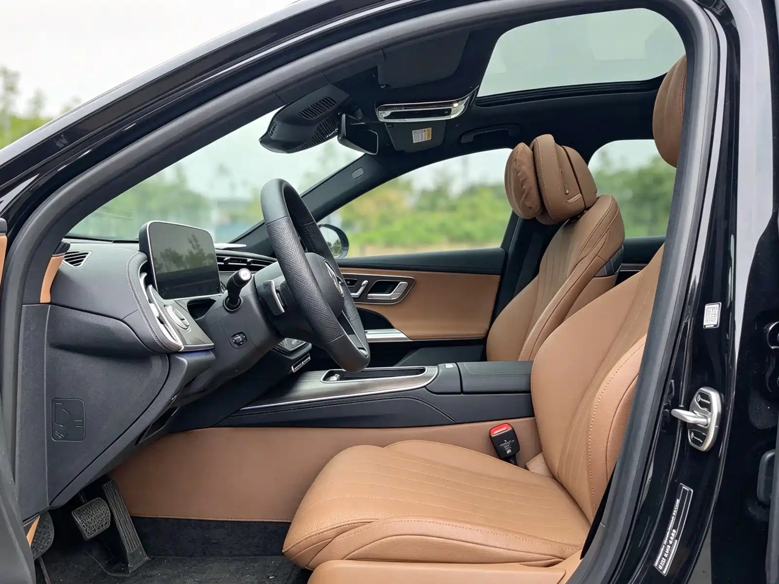 Фото 2 - Mercedes-Benz E-Class