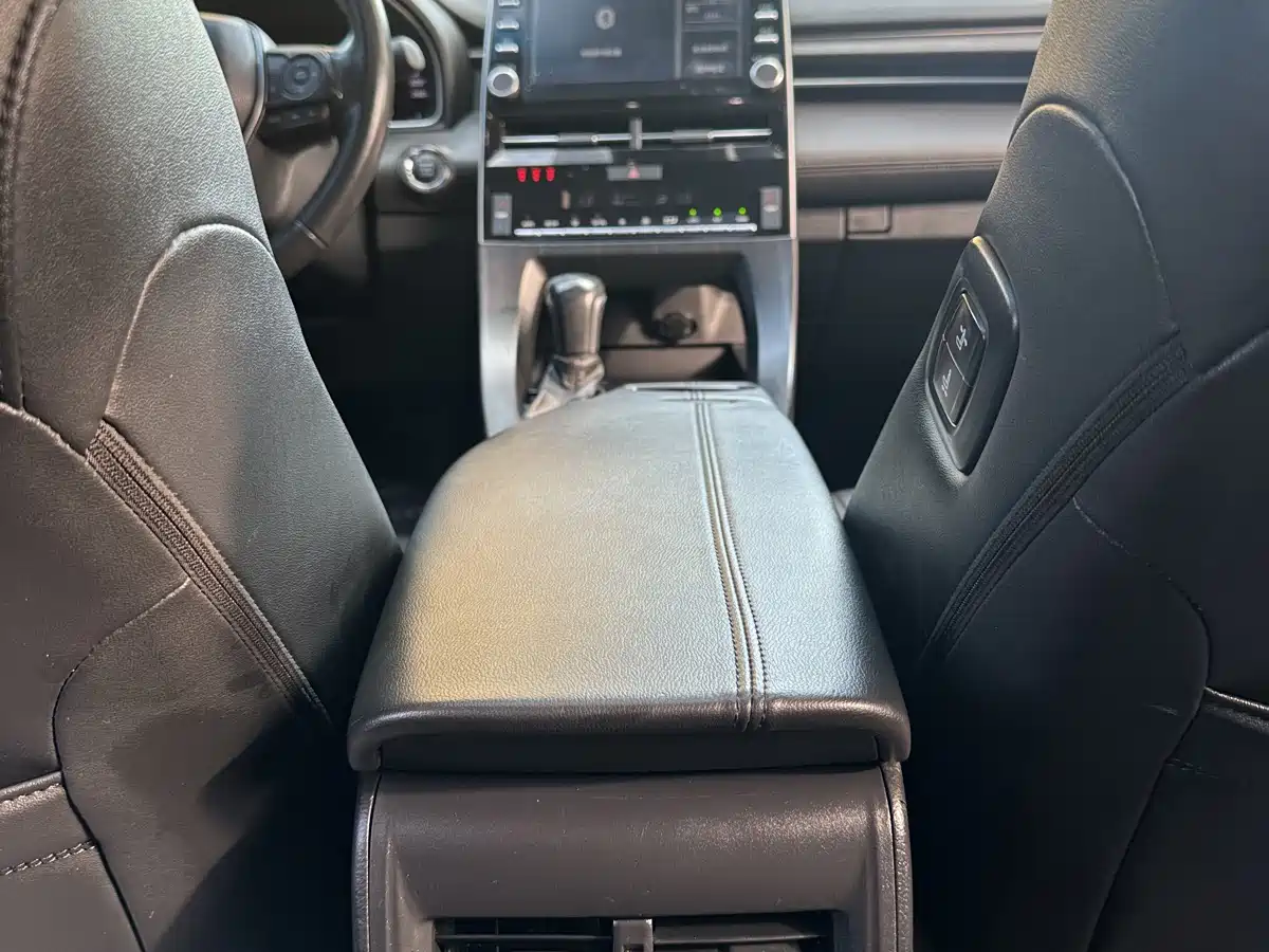 Toyota Avalon 2019 2.0L Luxury Edition (China VI) фото 13