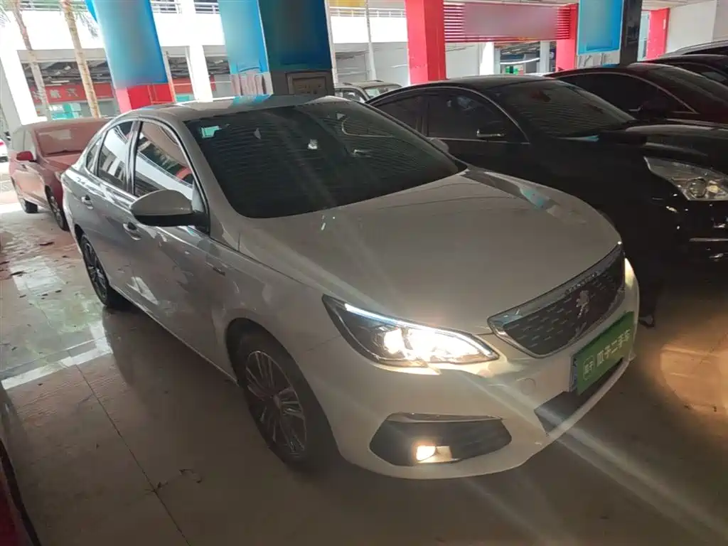 Peugeot 308 2019 230THP Automatic Luxury Edition China V фото 4
