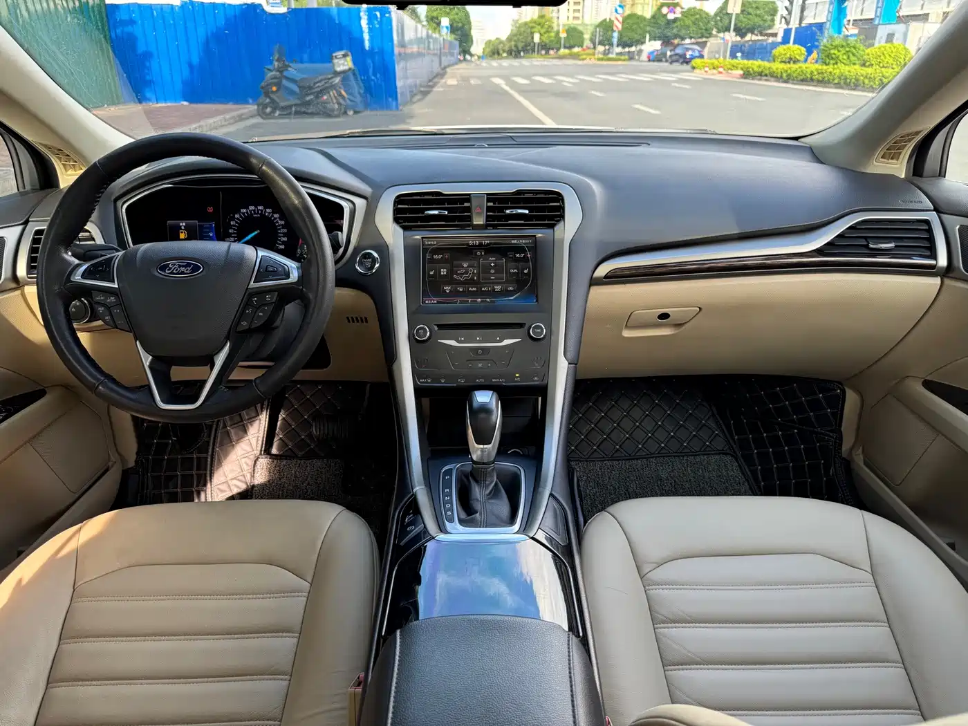 Ford Mondeo 2013 2013 2.0L GTDi200 Luxury