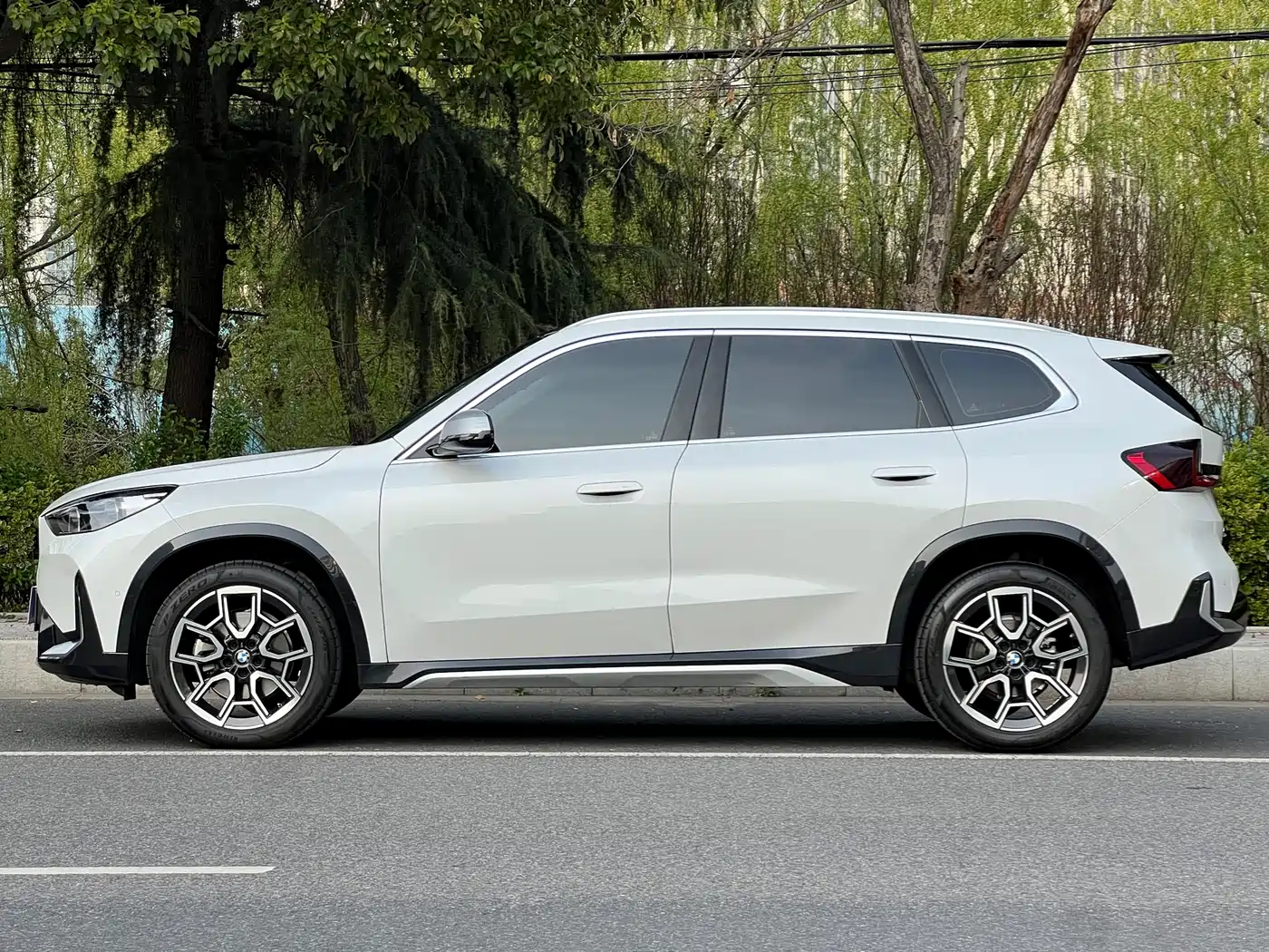 BMW X1 2023 sDrive25Li X Design Package фото 5