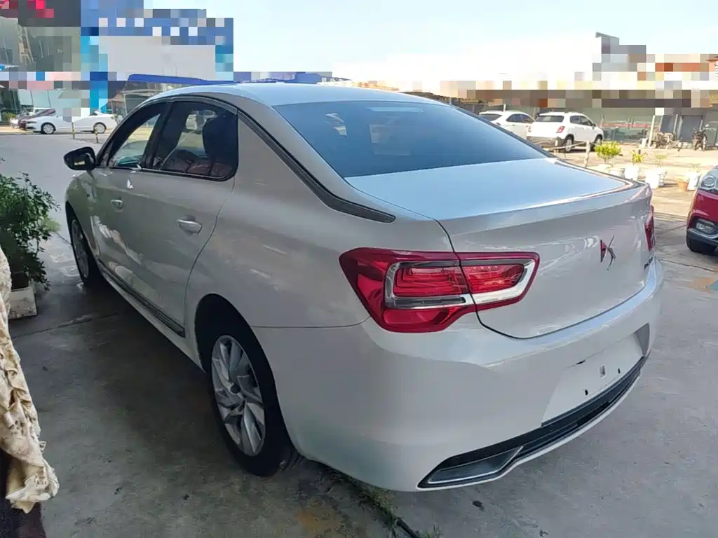 DS 5LS 2015 2015 1.6T Style THP160