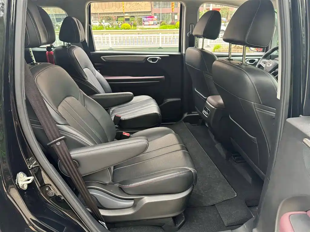 GAC Trumpchi Trumpchi M6 2023 PRO 270T DCT Luxury Edition фото 5
