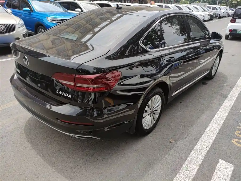 VOLKSWAGEN LAVIDA