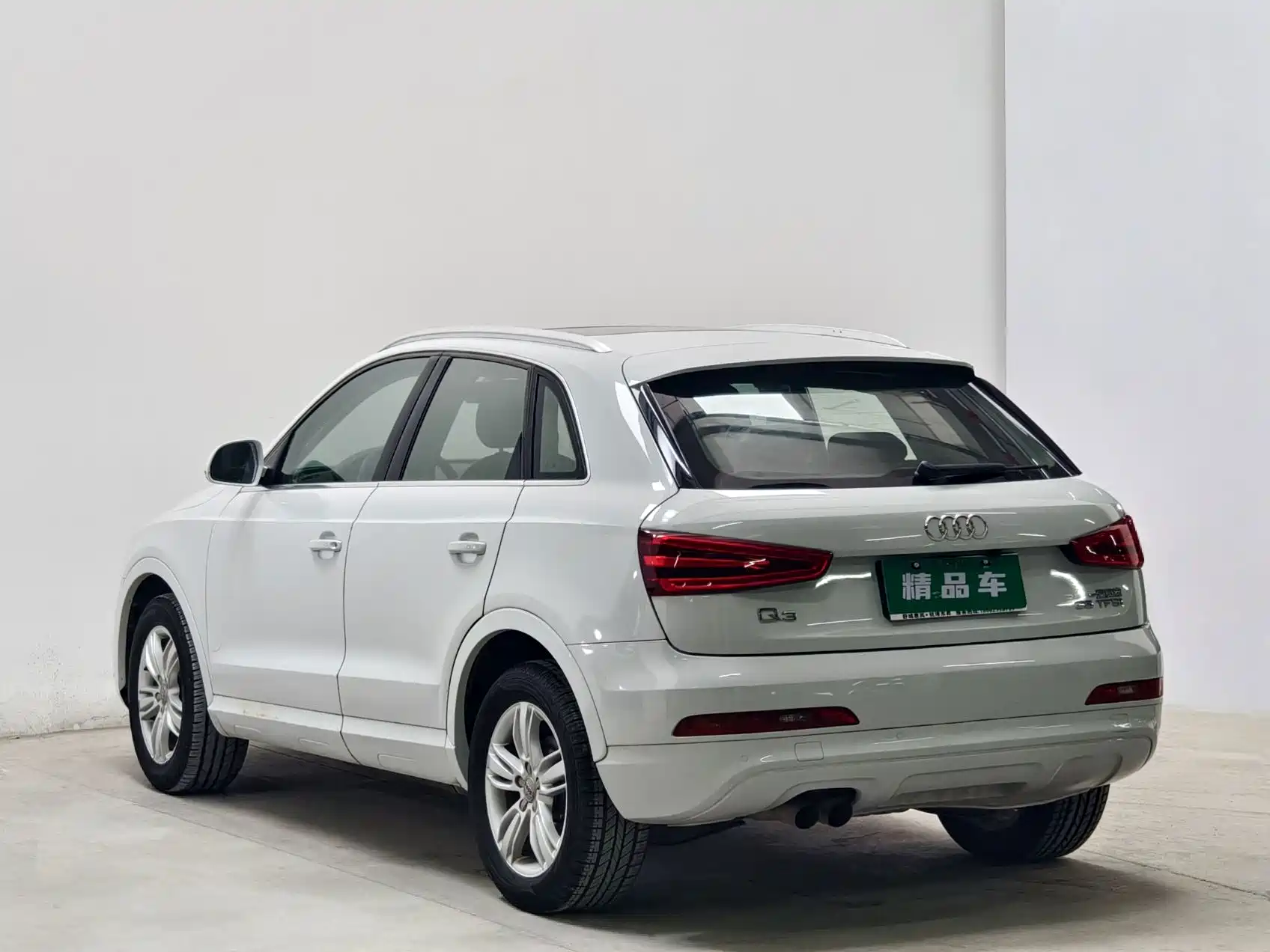 صورة 6 - Audi Q3