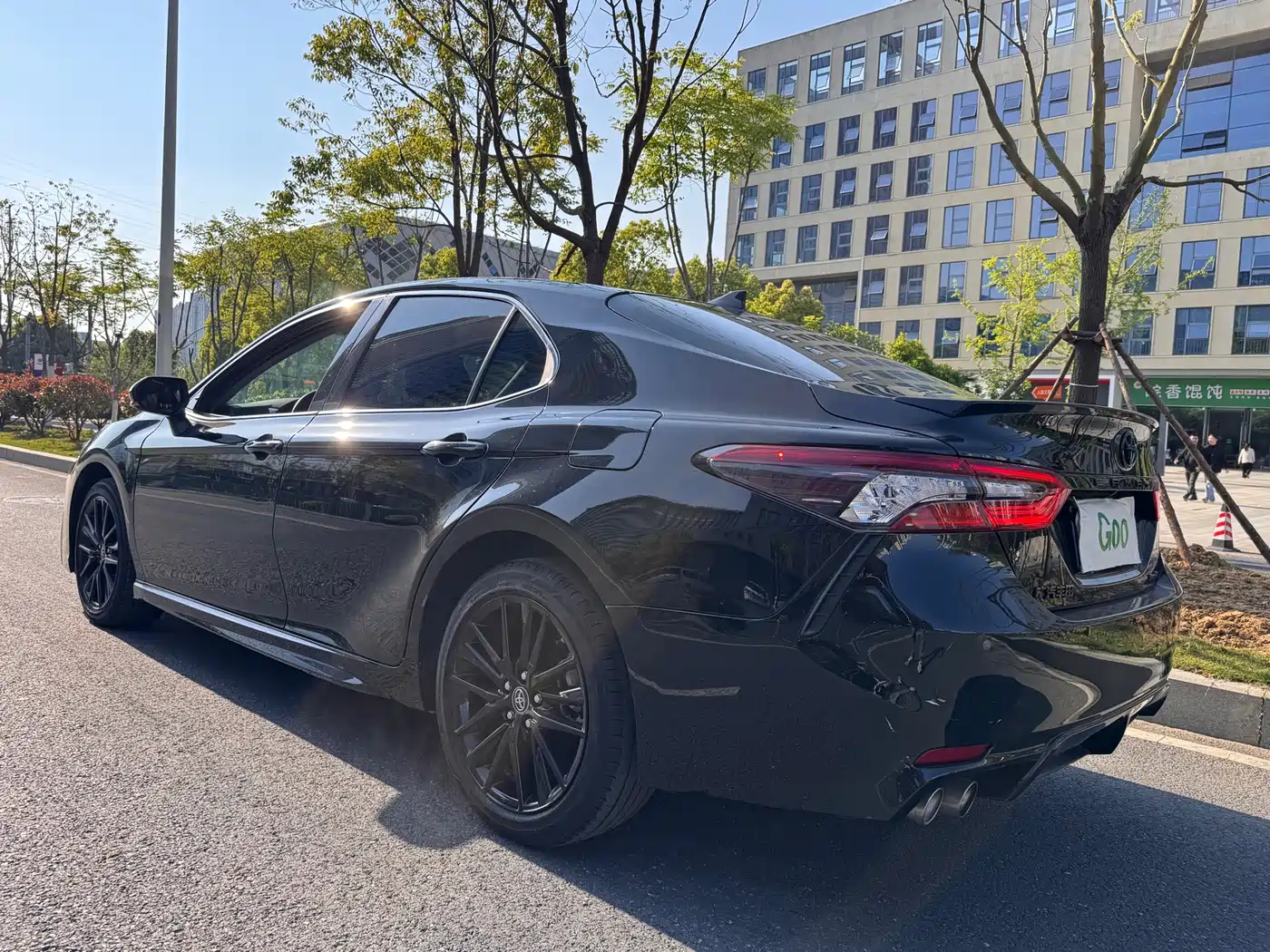 Toyota Camry 2022 2.0S Knight Edition фото 5
