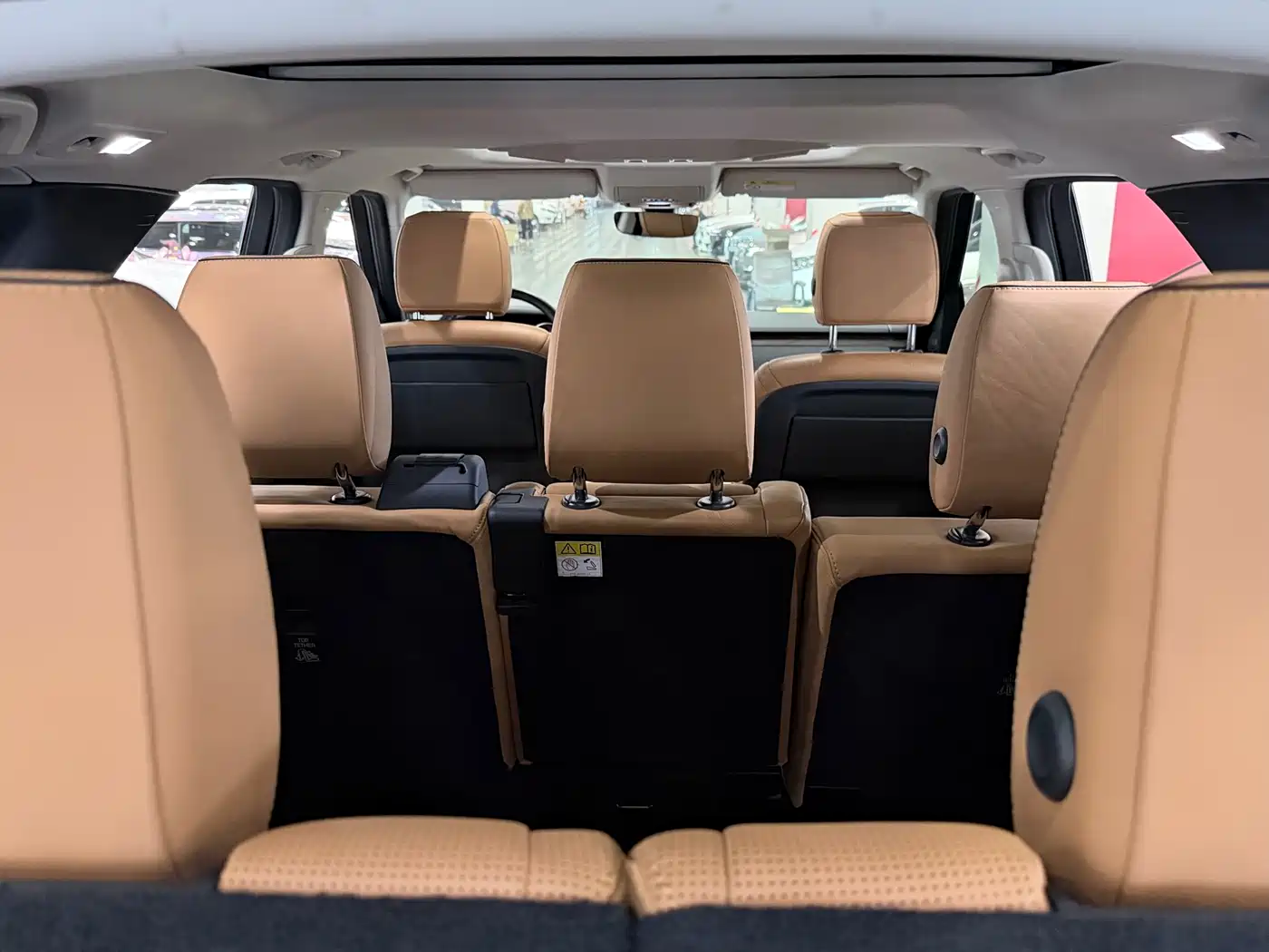 Land Rover Discovery 2017 3.0 SC V6 HSE фото 10