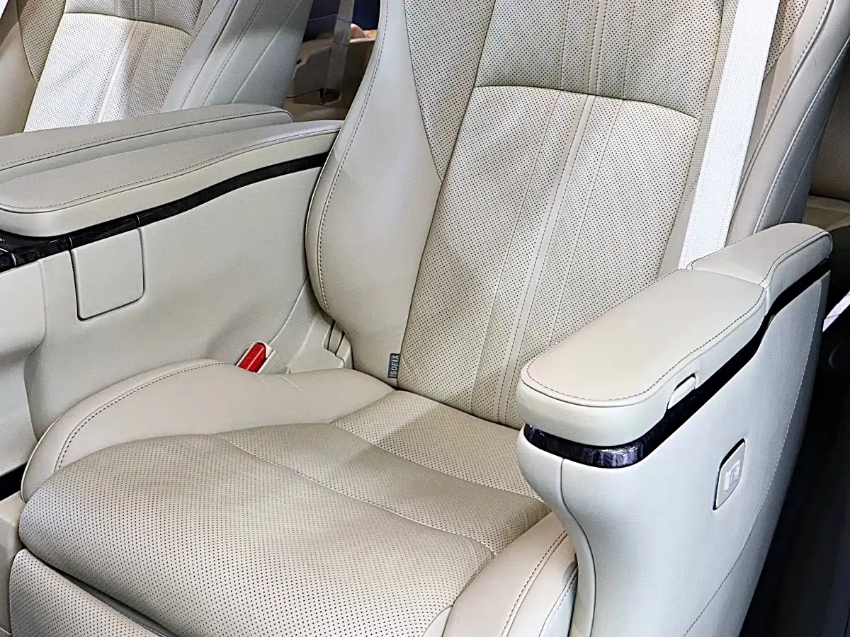 Toyota Vellfire 2021 Crown Hybrid 2.5L HV Supreme Edition фото 14