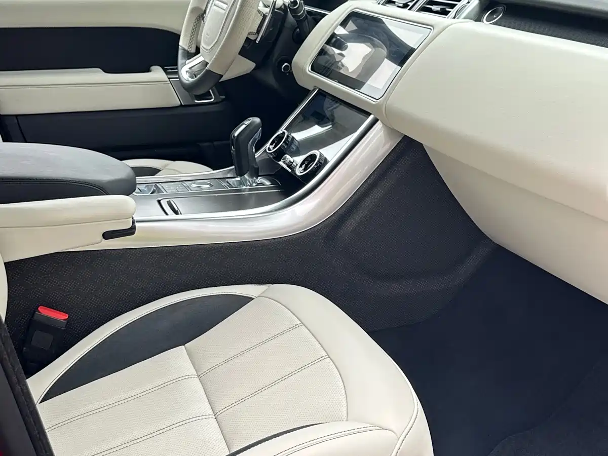 Land Rover Range Rover Sport 2016 3.0 SC V6 HST фото 10