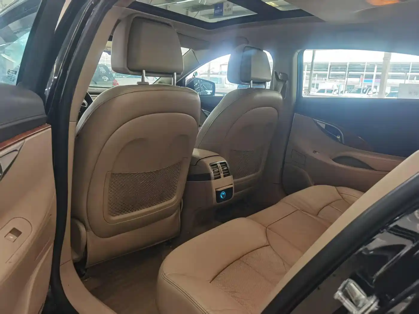 Buick LaCrosse 2010 2.4L Luxury фото 6