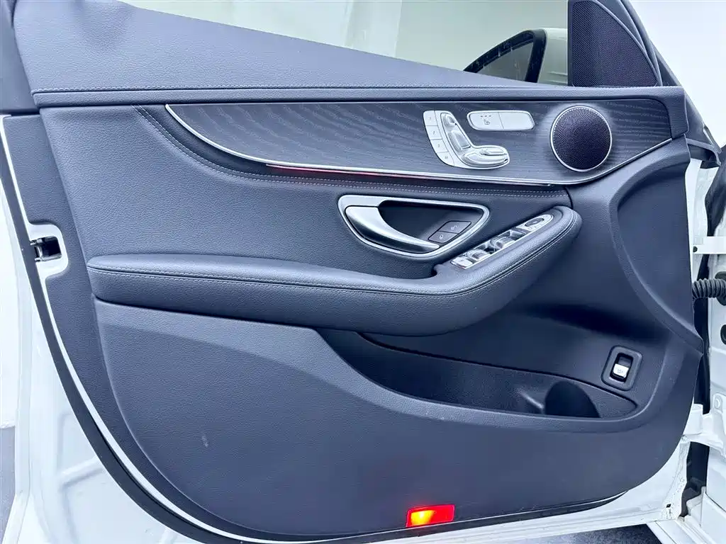 Mercedes-Benz C-Class 2020 Facelift C 260 L Sport фото 5