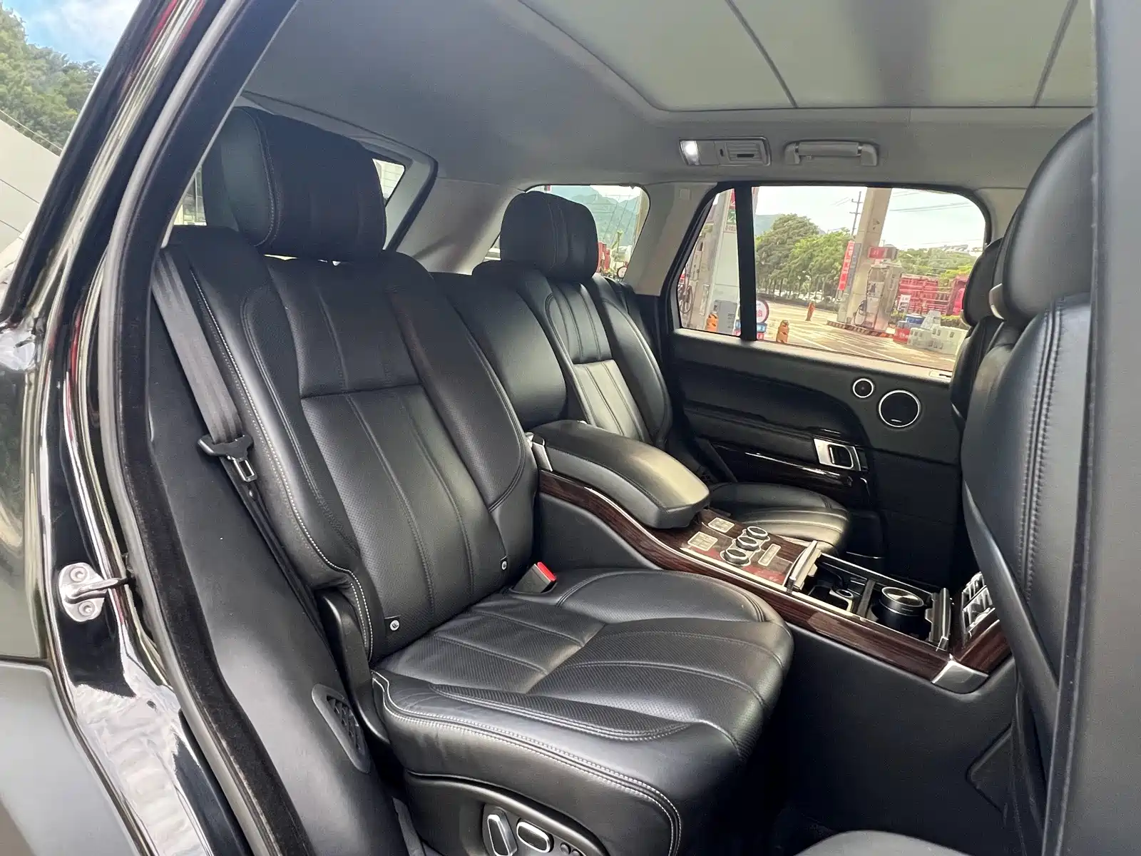 Фото 9 - Land Rover Range Rover