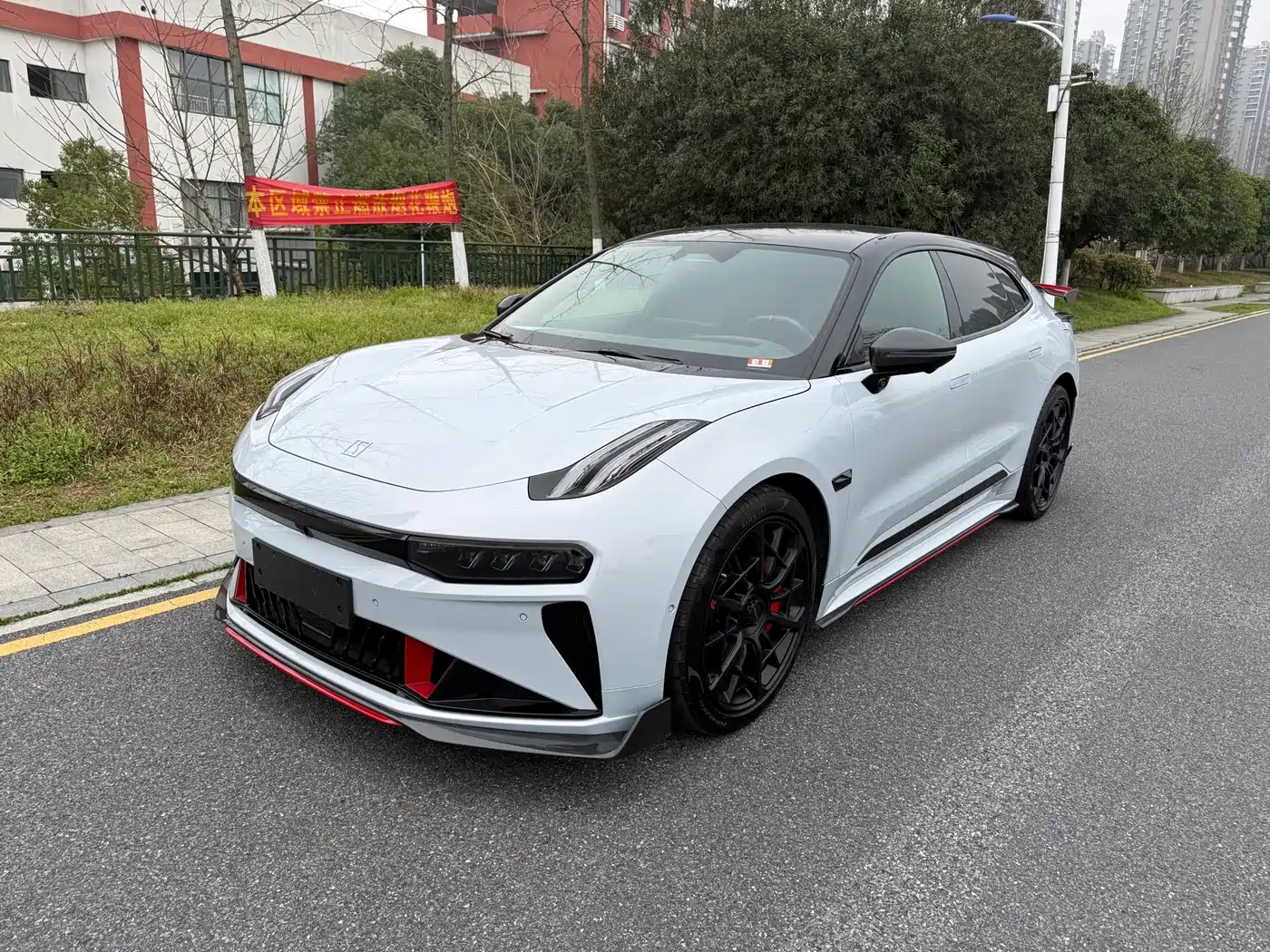 ZEEKR EXTREME KRYPTON 001 FR