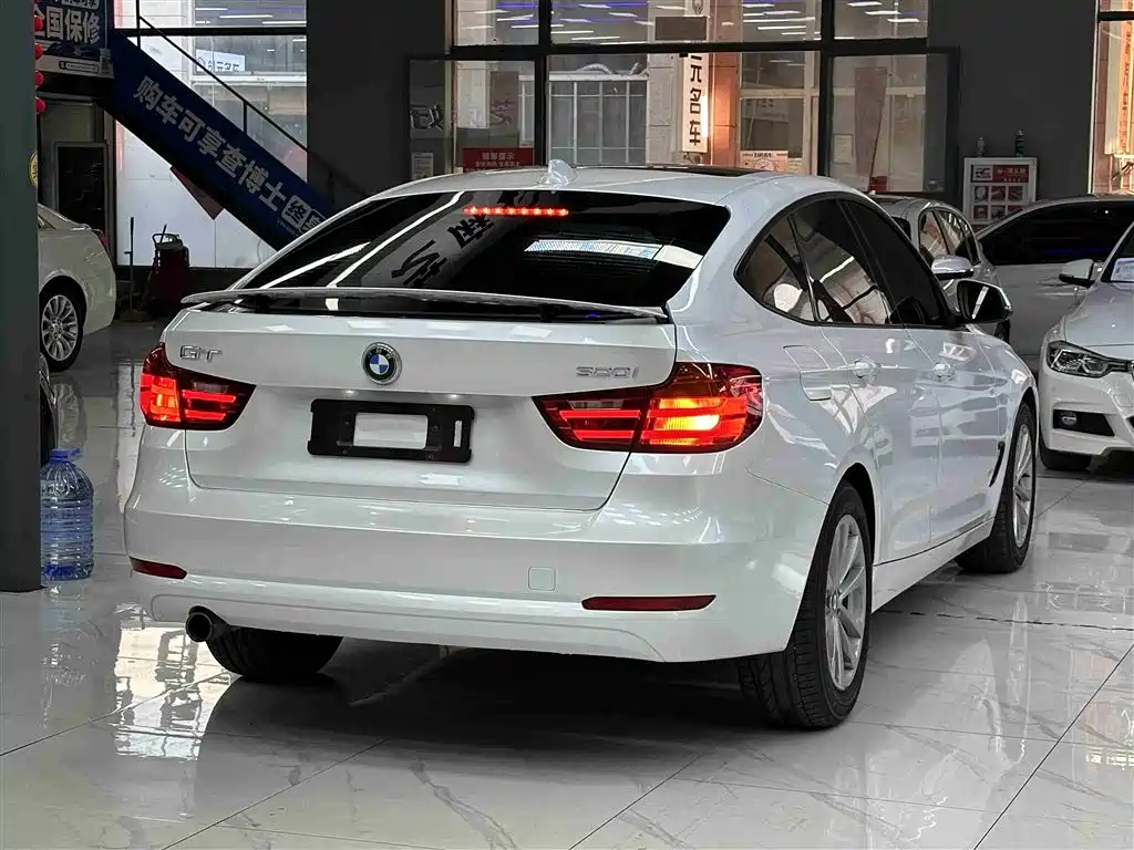 BMW 3 Series GT 2016 320i Fashion Style фото 6