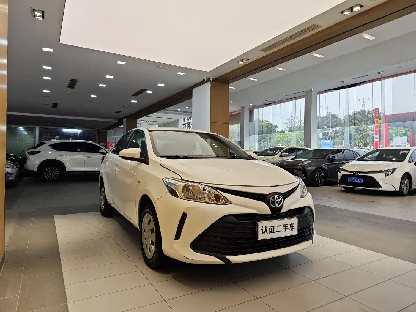 Toyota Vios 2017 1.5L CVT Pioneer фото 4