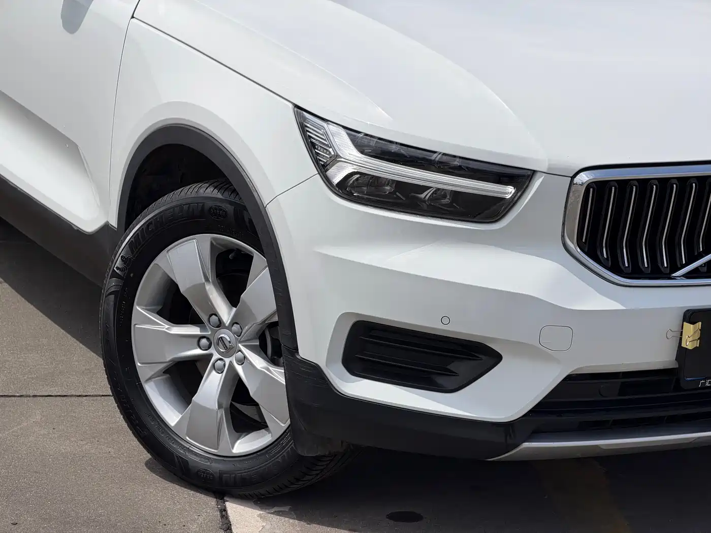 Фото 3 - Volvo XC40