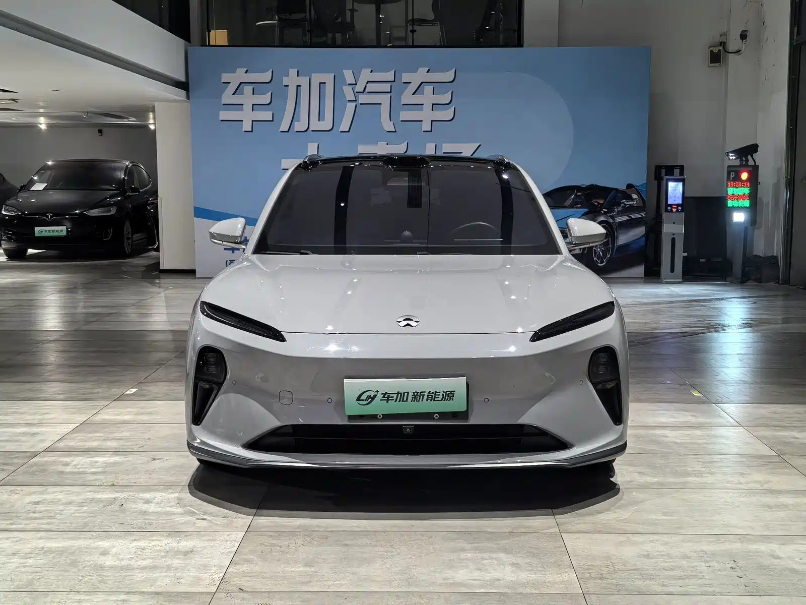 Фото 2 - NIO ET5T