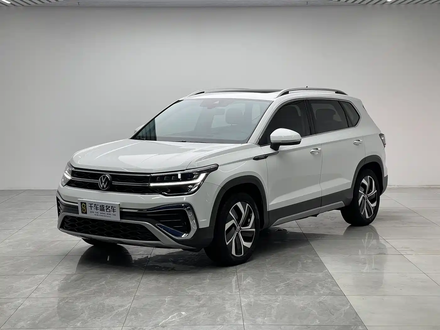 Volkswagen Tharu 2023 300TSI 2WD Full Moon Edition