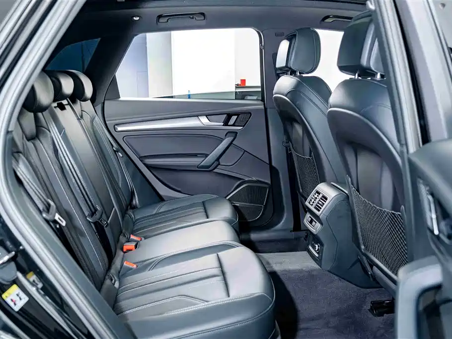 Audi Q5L 2025 45 TFSI Luxury Dynamic фото 21