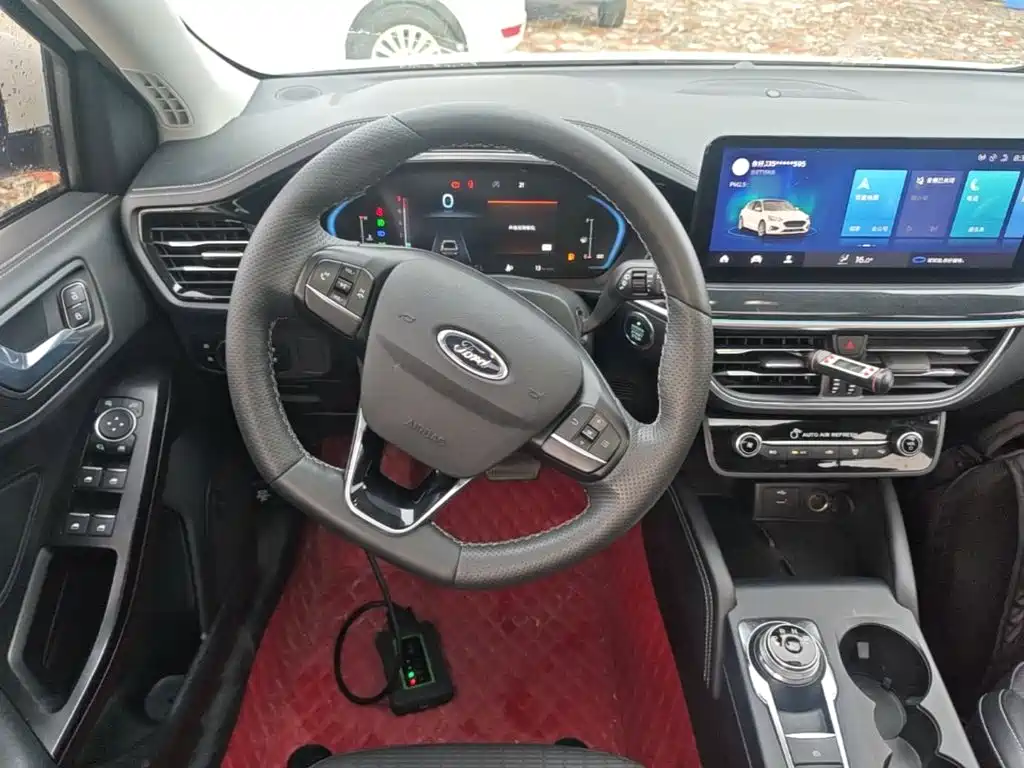 Ford Focus 2022 2021 Hatchback EcoBoost 180 Auto Trend