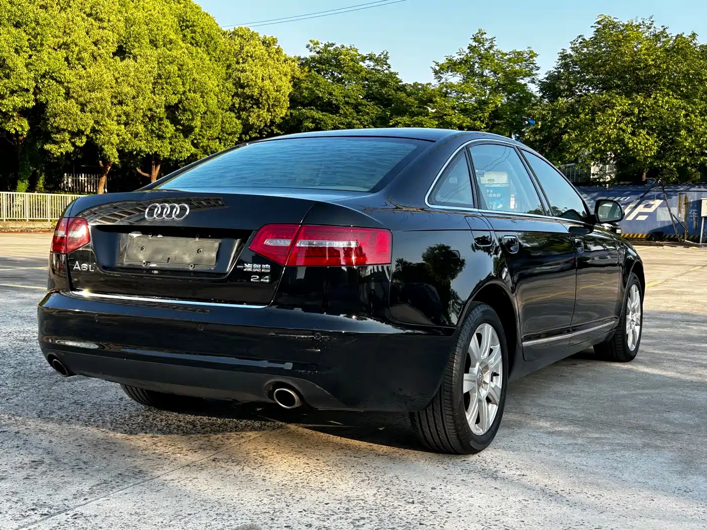 Audi A6L 2010 2.4L Luxury фото 4