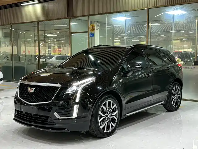 Cadillac XT5 2.0T, Полный привод, Премиум