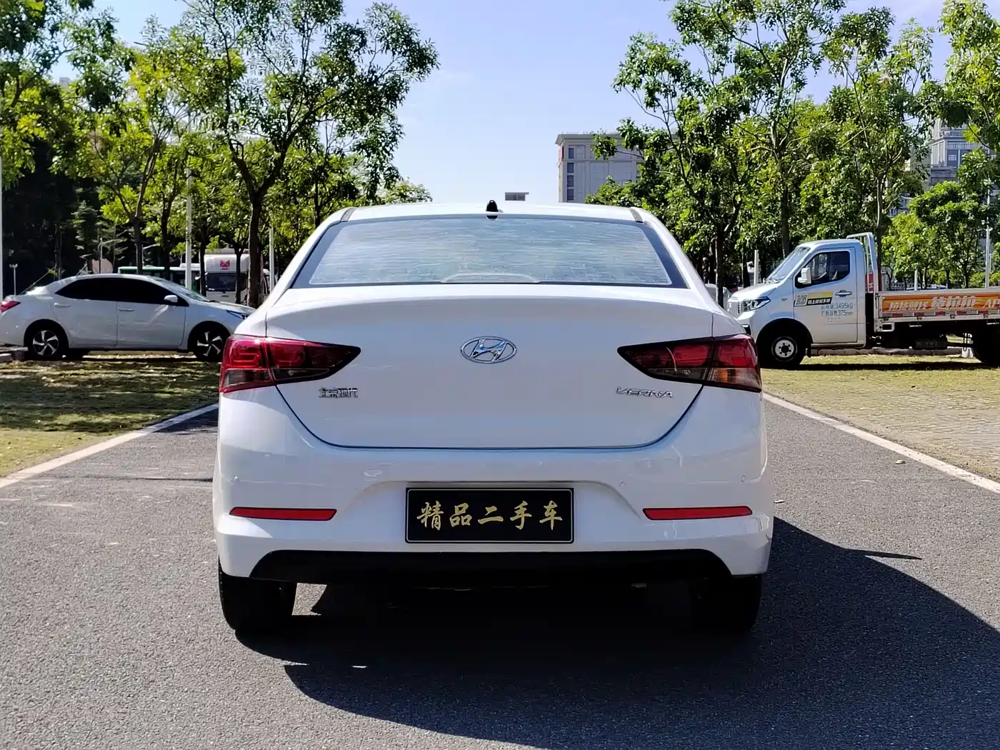 Hyundai Verna 2016 1.4L Automatic Cool Edition GLS фото 19