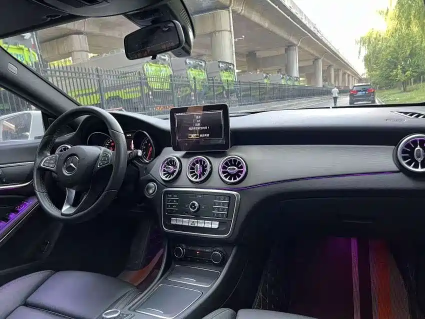Mercedes-Benz CLA (Import) 2018 CLA 200 Dynamic Edition фото 13