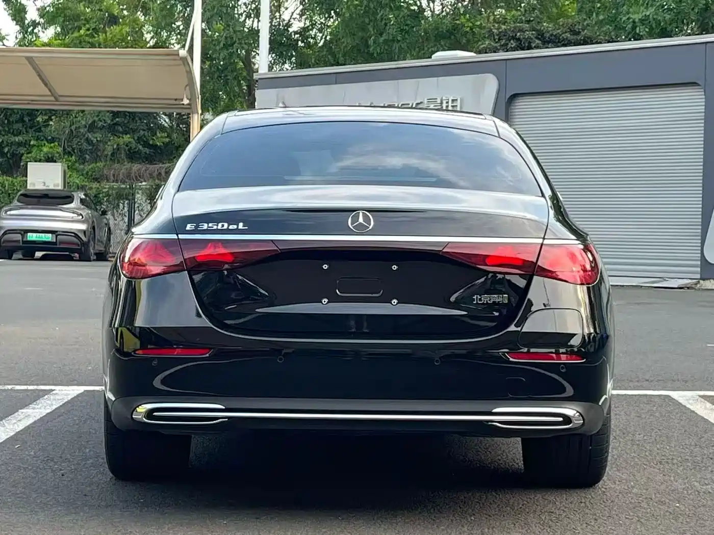 Mercedes-Benz E-Class New Energy 2024 E 350 e L Plug-in Hybrid Sports Sedan фото 8