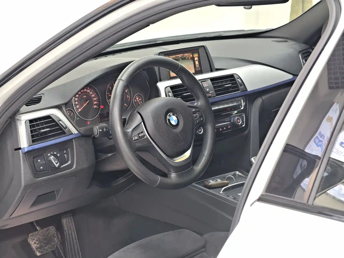 BMW 3 Series 2018 320i M Sport Package фото 13