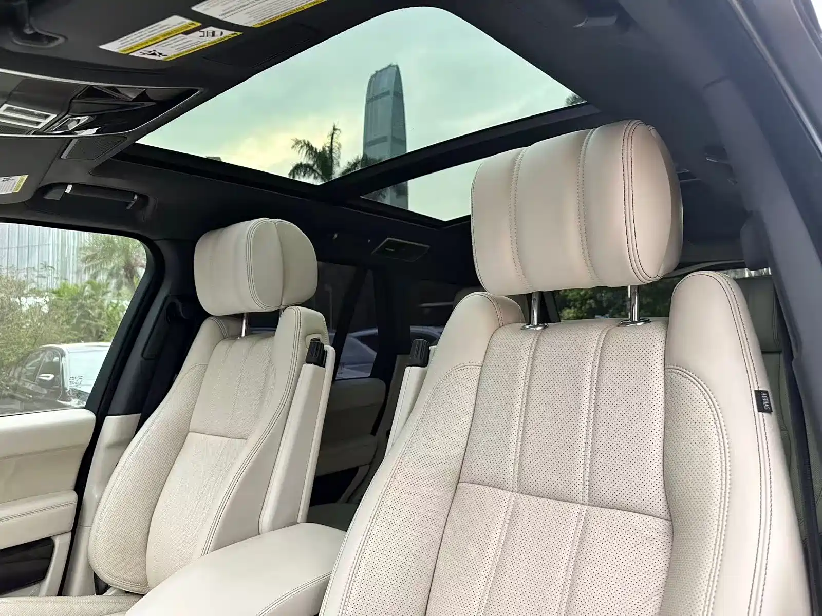 Фото 20 - Land Rover Range Rover