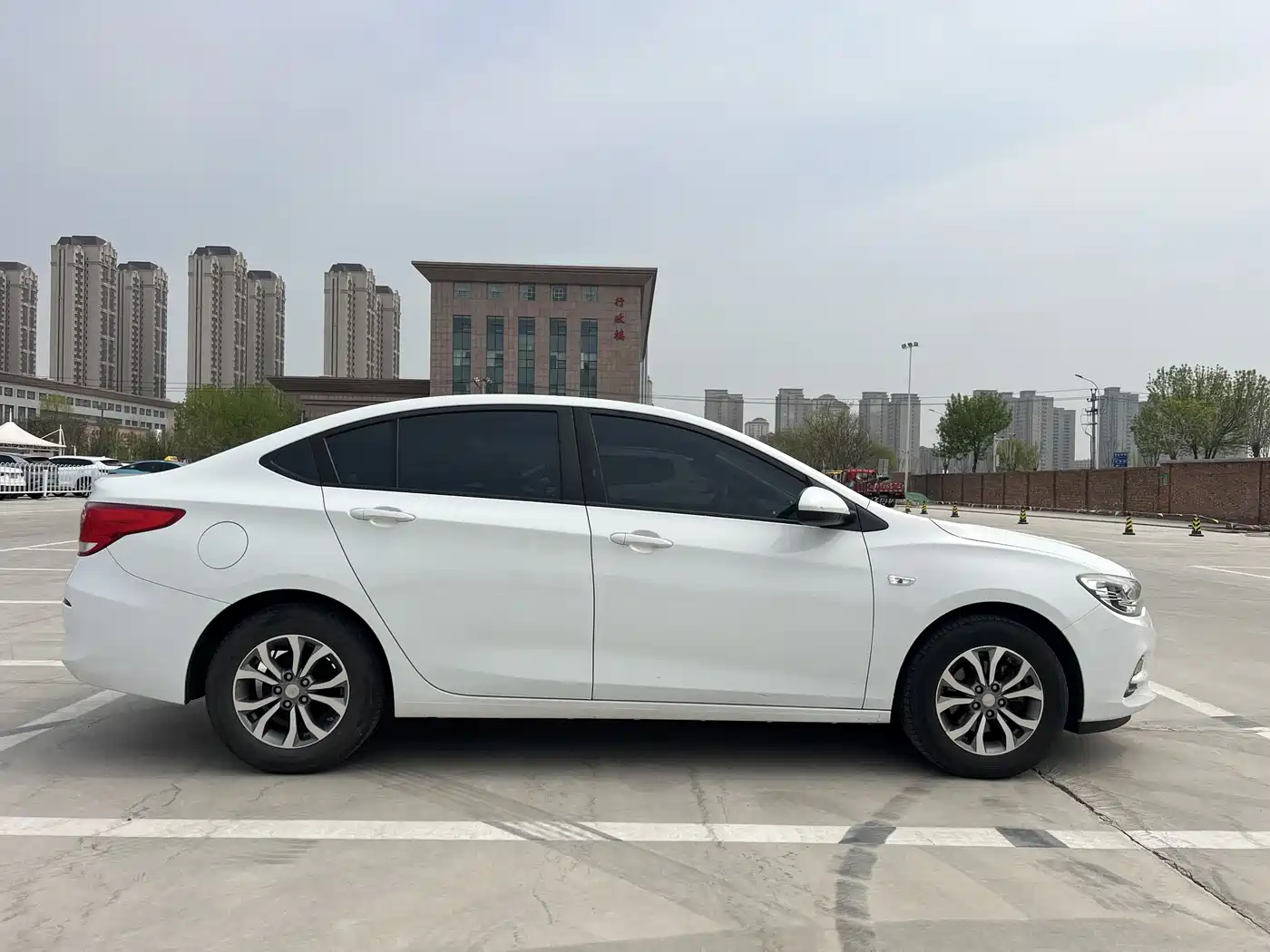 Chevrolet Cavalier 2019 320 Auto Sunroof Enjoyment Edition фото 7
