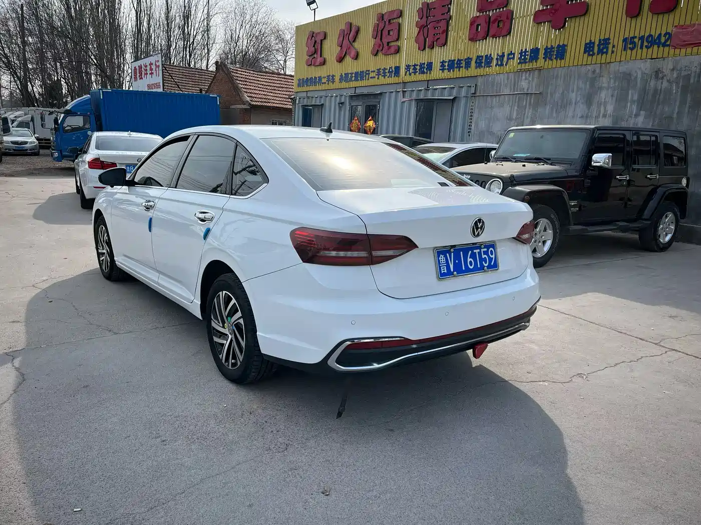 Volkswagen Lavida 2023 1.5L Auto Five Million Edition фото 6