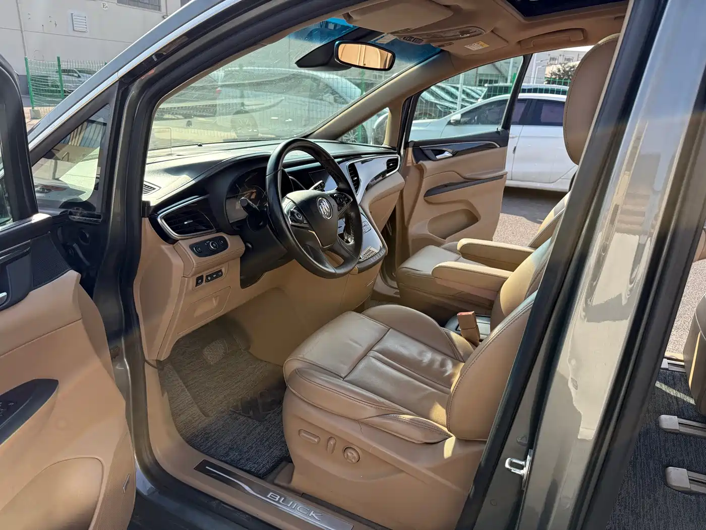 Buick GL8 2018 ES 28T Flagship Type China VI фото 12