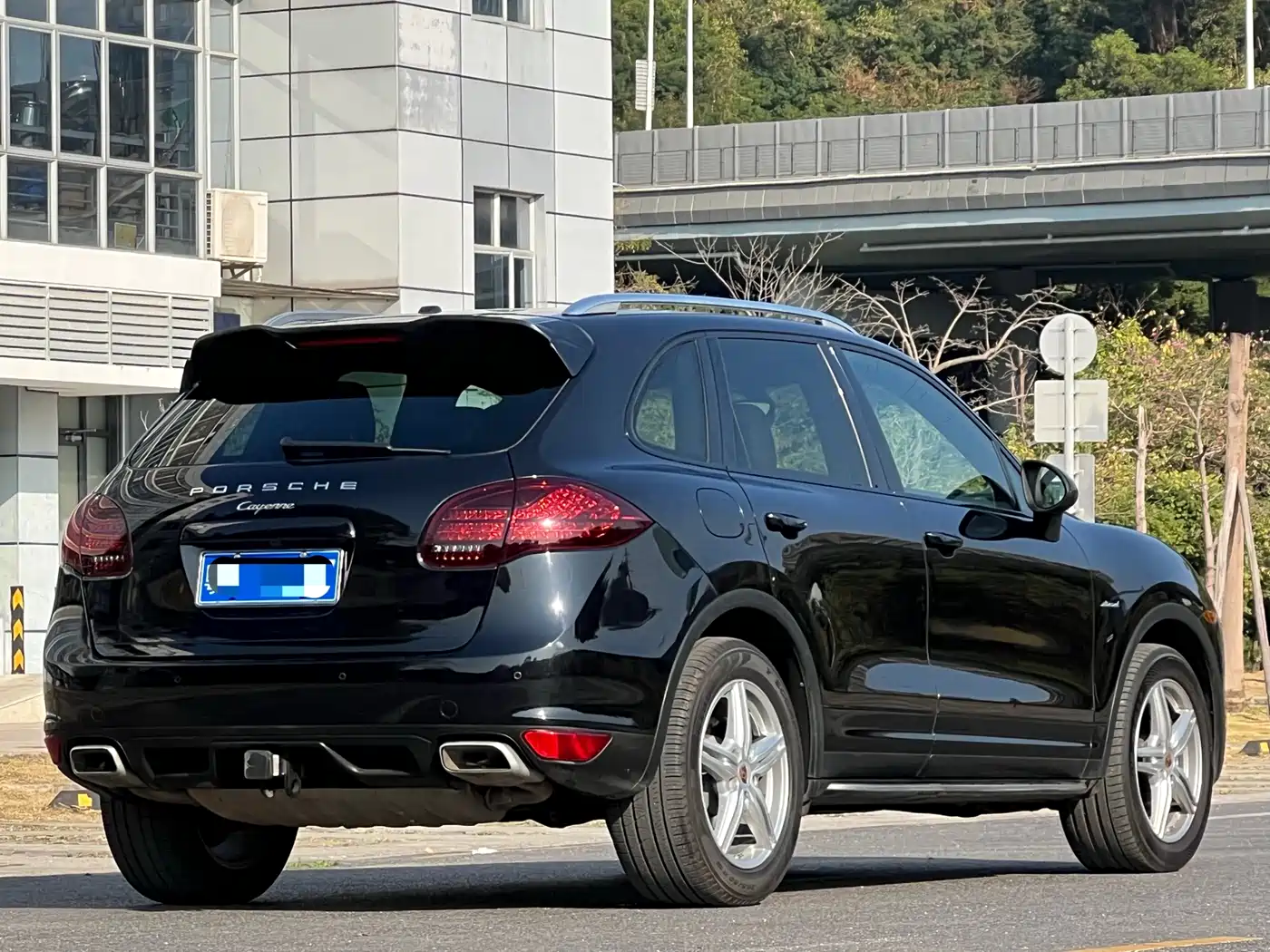 Porsche Cayenne фото 4