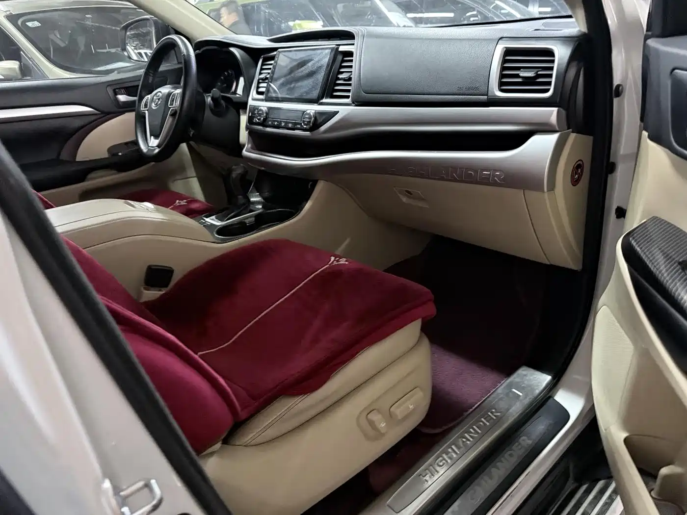 Toyota Highlander 2017 2.0T 4WD Premium 7-Seater фото 17