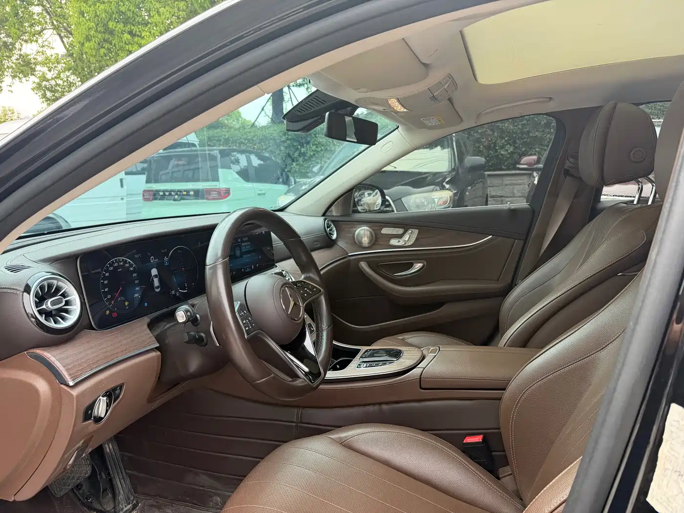 MERCEDES-BENZ E-CLASS