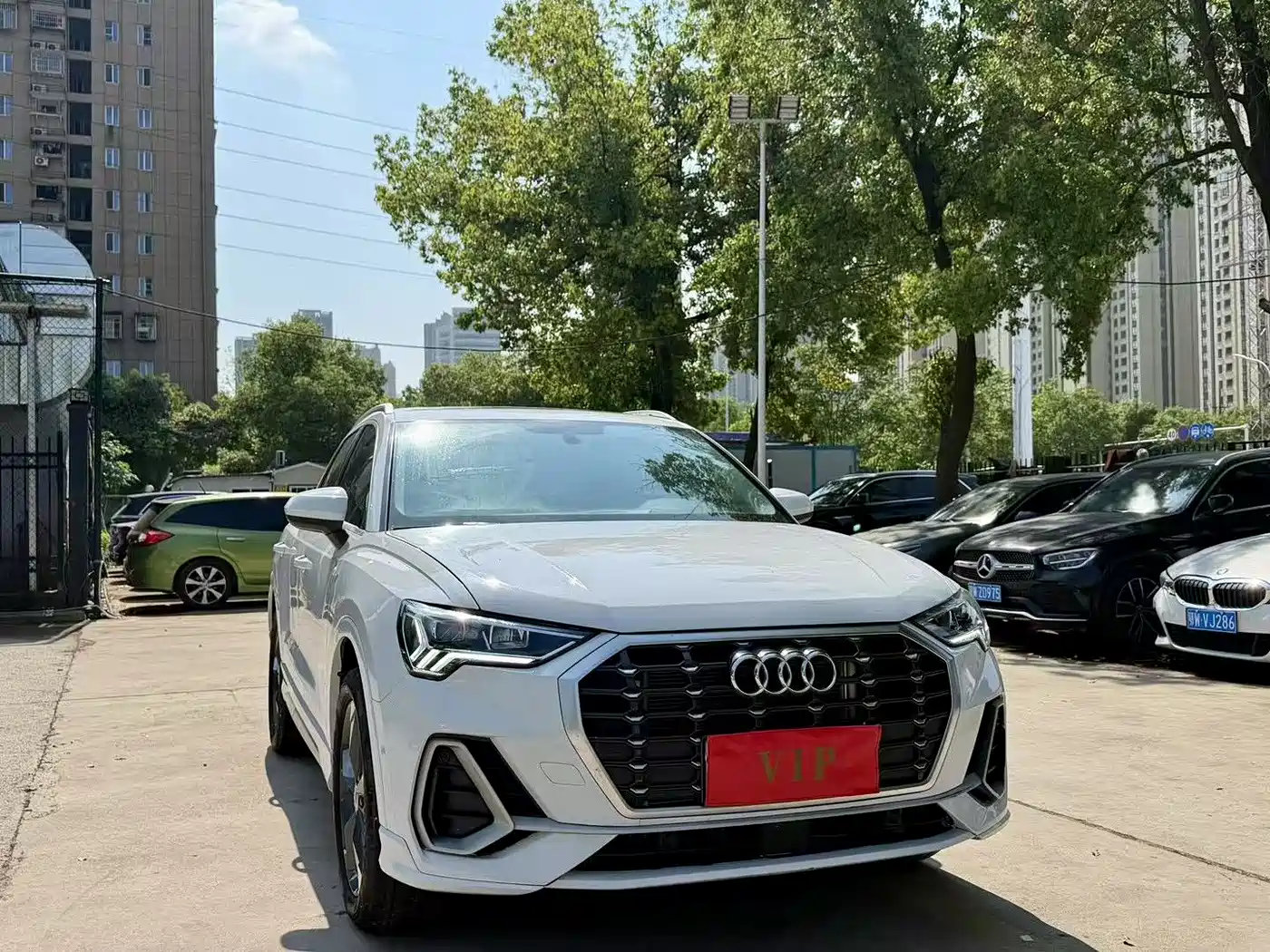 Audi Q3 2022 35 TFSI Fashion Elegance фото 2