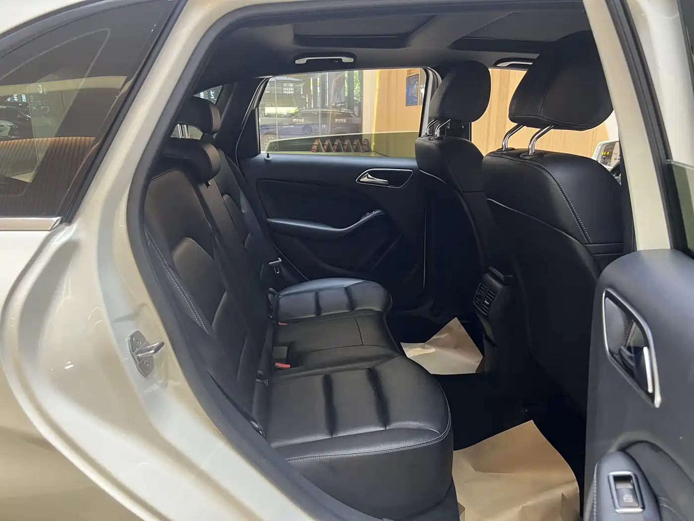 MERCEDES-BENZ B CLASS